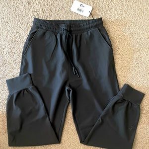 Zyia slate edge joggers. NWT. Size M.
